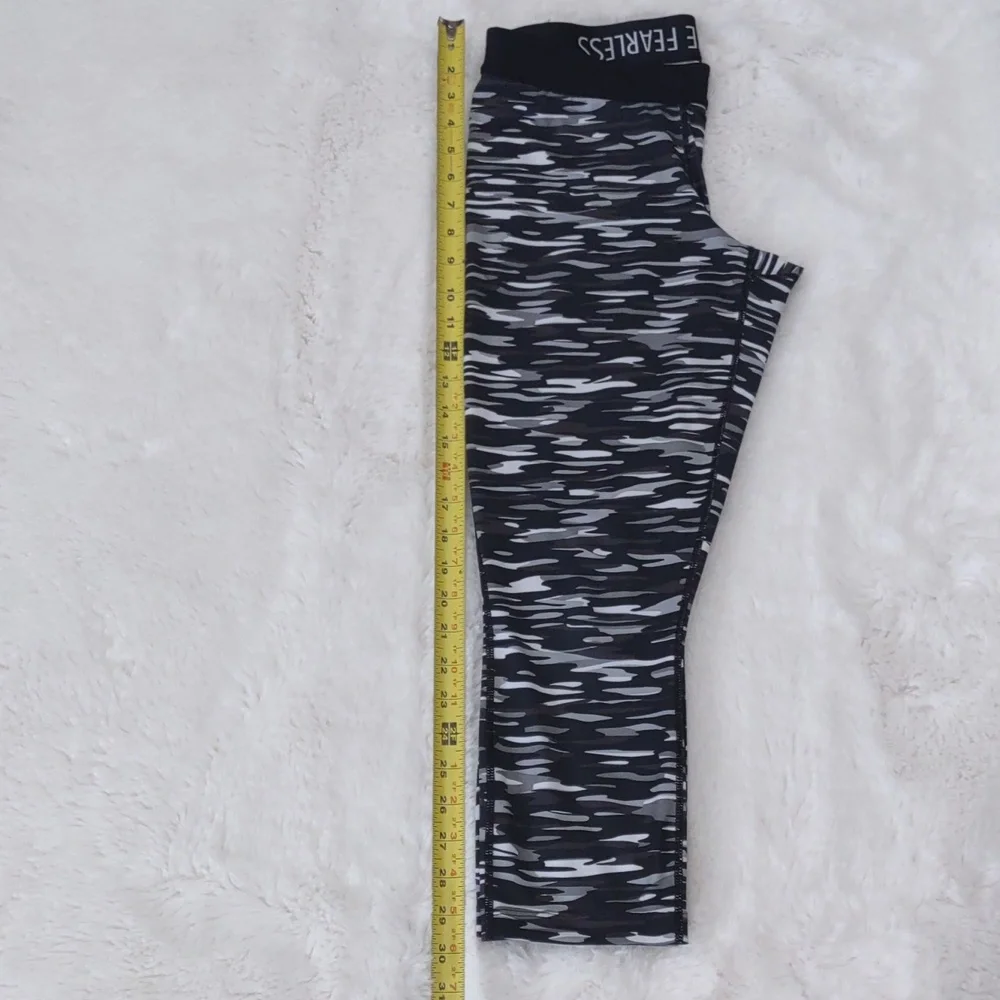 NIKE DRI-FIT RUNNING PANTS. - Picture 11 of 12